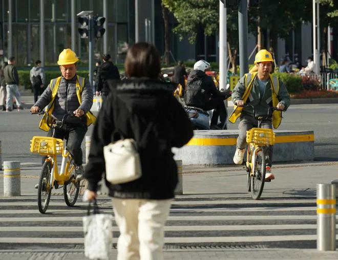 抛弃了双11爱上了“老年严选”AG真人旗舰厅这届脆皮年轻人(图3)